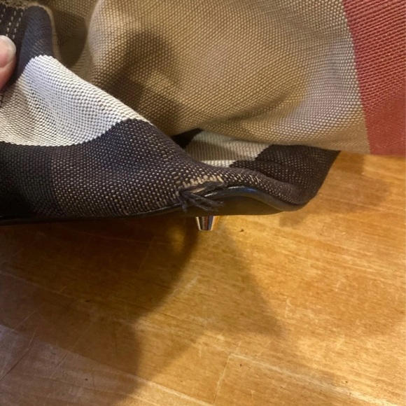 Burberry Ashby handbag ❌SOLD❌ - Picture 3 of 11